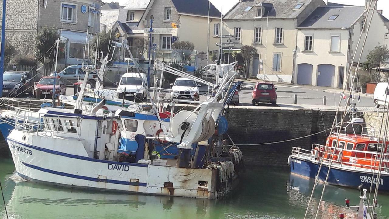 La Maison Du Postier Port-en-Bessin-Huppain Exterior foto